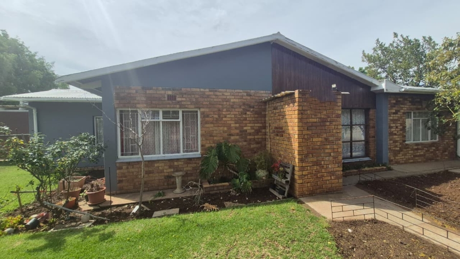 3 Bedroom Property for Sale in Meiringspark Western Cape